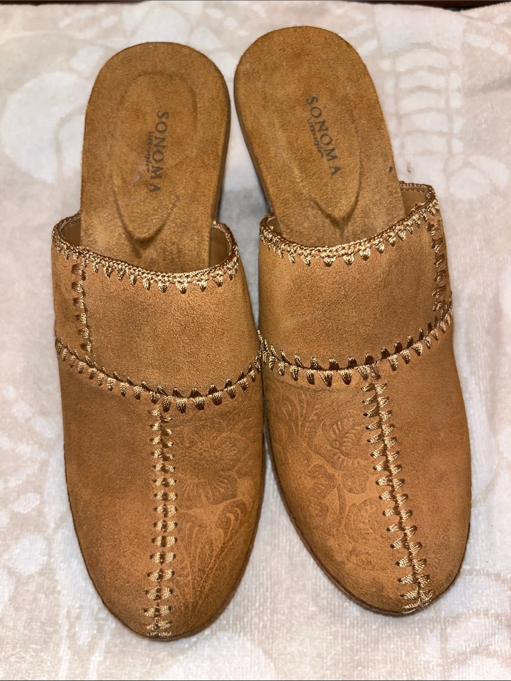 Sonoma Tan Juliette Suede Slip-On Clog Mules with Decorative Stitching, size 8